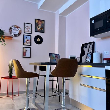 Suite Bohemien Chic - A 5 Fermate Dal Duomo Milánó Kültér fotó